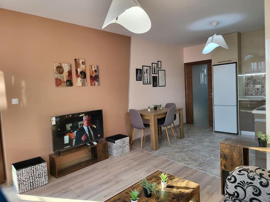 Stylish Apartment Near City Center Plovdiv Exterior foto