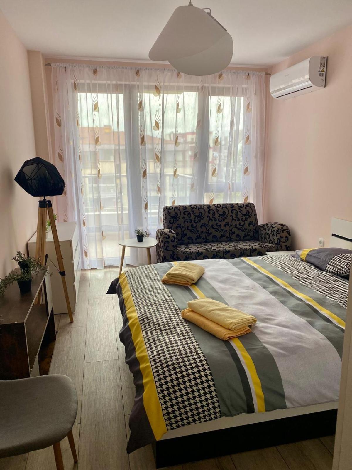Stylish Apartment Near City Center Plovdiv Exterior foto
